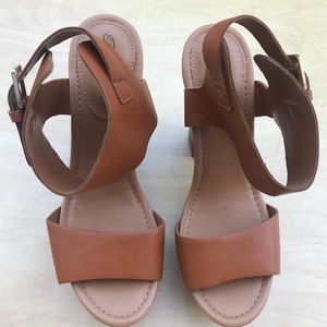 Breckelle’s  shoes